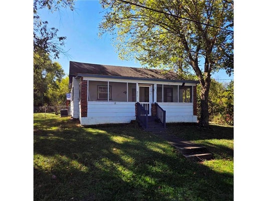 416 W GRAVEL ST, CLINTON, MO 64735 - Image c8f9d4cfd4b7a4479f5f61f10fb5b8cf/1230331095