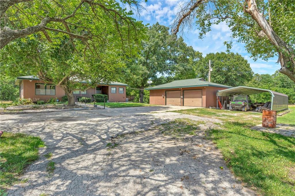 1246 N 1st Road
