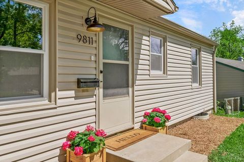 9811 Cambridge Avenue, Kansas City, MO 64134 - MLS#: 2550306