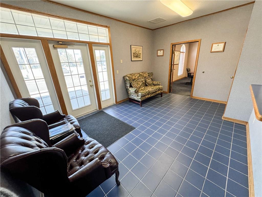 401 W Foxwood Drive