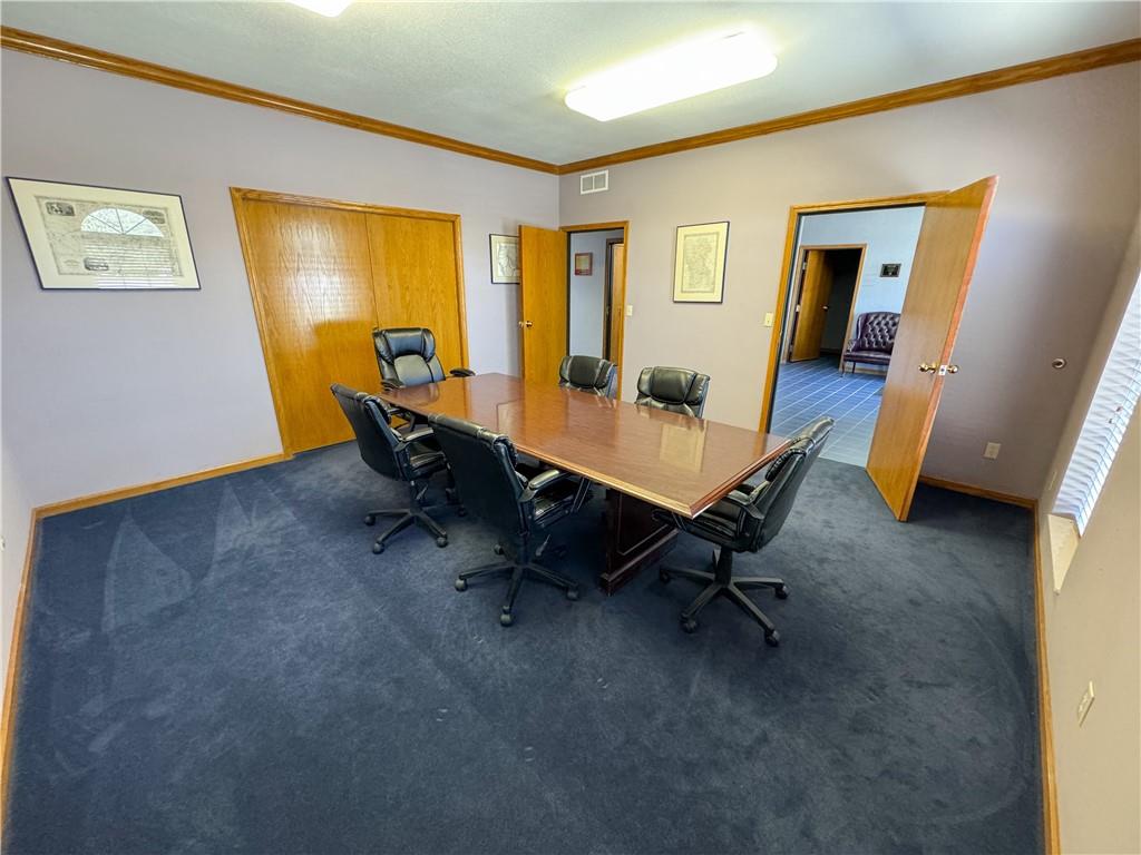 401 W Foxwood Drive