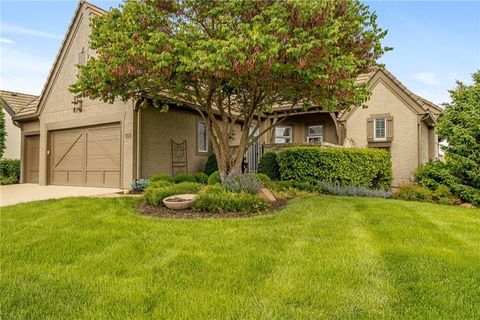 15201 Catalina Street Leawood KS 66224