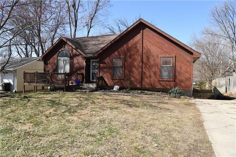 5124 S Cottage Street, Independence, MO 64055 - #: 2531937