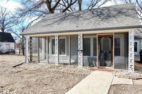 1212 S Esplanade Street, Leavenworth, KS 66048 - MLS#: 2601216