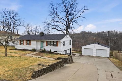 2816 Berry Lane Independence MO 64057