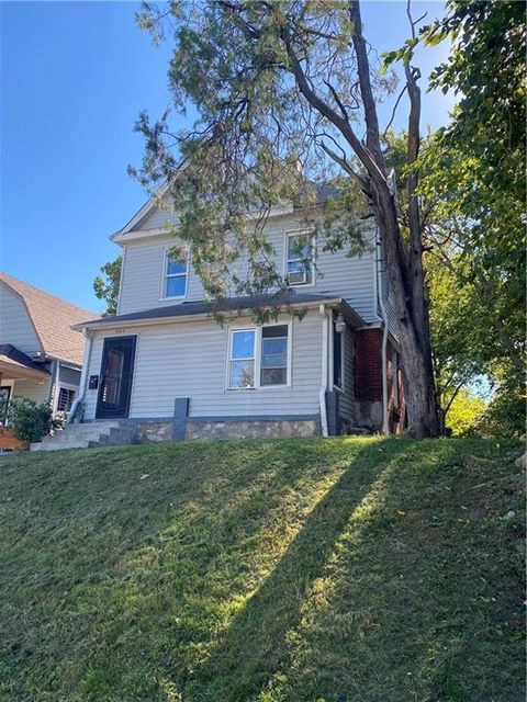 1133 Cleveland Avenue Kansas City KS 66104