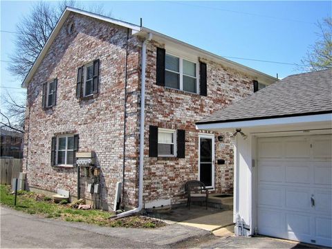 8363 Woodward Street Overland Park KS 66212