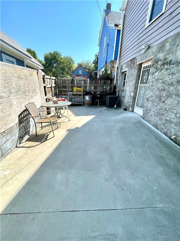 902 W 29TH Street