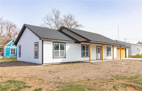 MLS: 2607725