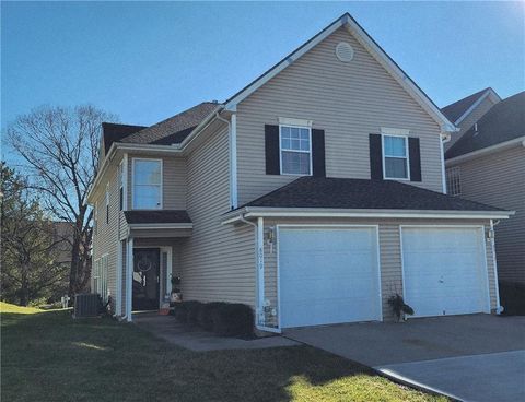 8019 N Lawn Avenue Kansas City MO 64119