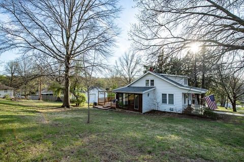 11813 & 11815 E Scarritt Avenue, Sugar Creek, MO 64054 - MLS#: 2564194
