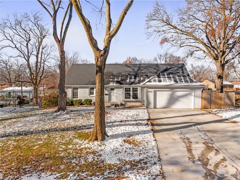 8902 Mastin Street, Overland Park, KS 66212 - MLS#: 2588979