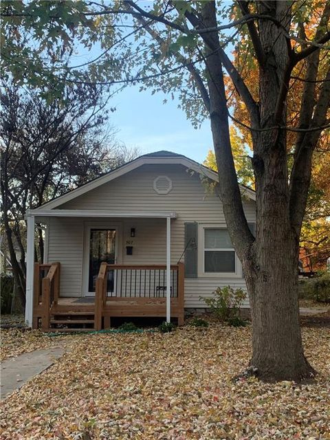 507 E 61 Street Kansas City MO 64110