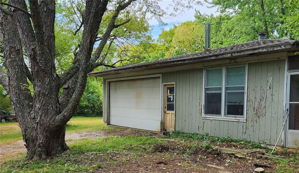 10902 E 301st Street