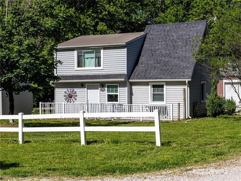 1514 N Lyne Street Raymore MO 64083
