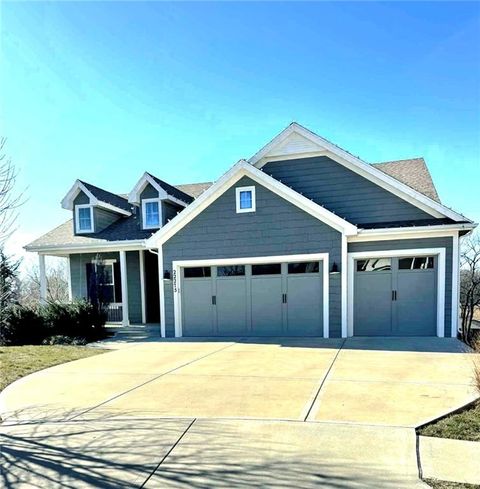 22275 W 98th Terrace Lenexa KS 66220