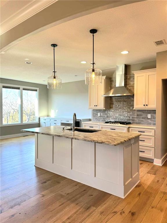 22275 W 98th Terrace