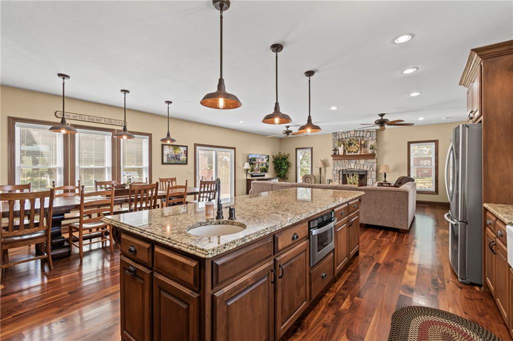 604 N Buckner Tarsney Road