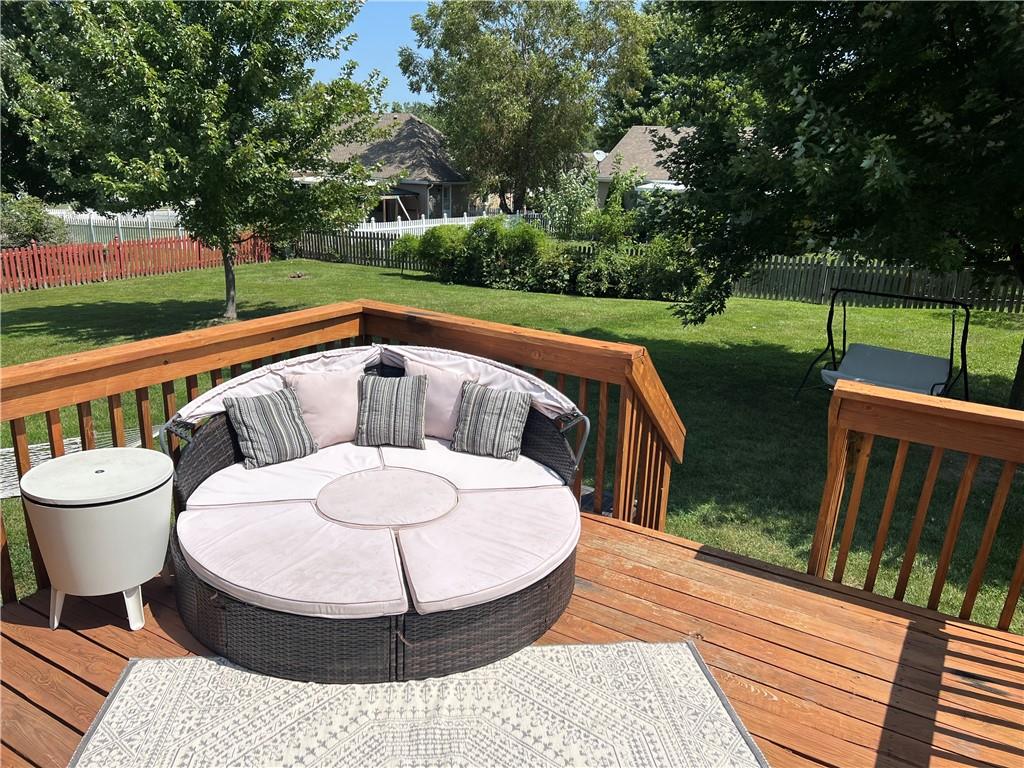 1003 Redwood Drive