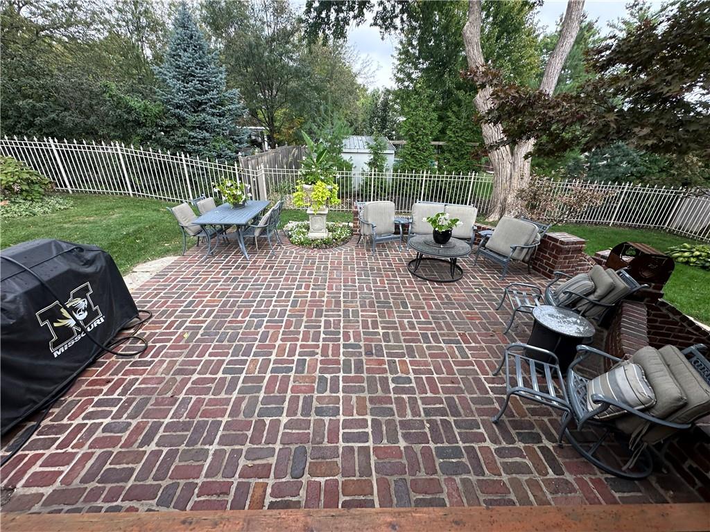5248 W 115TH Terrace