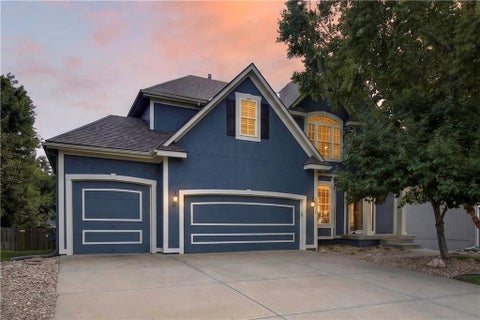 Photo of 14001 Noland Street, Overland Park, KS 66221 (MLS # 2638032)
