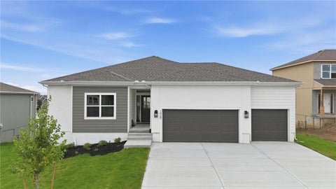 Photo of 1925 SW Hightown Drive, Lees Summit, MO 64082 (MLS # 2600661)