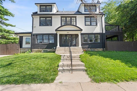 Photo of 804 W 33rd Street, Kansas City, MO 64111 (MLS # 2641154)