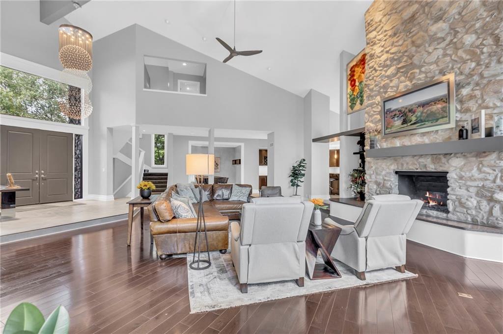 6 NW Briar Point Drive