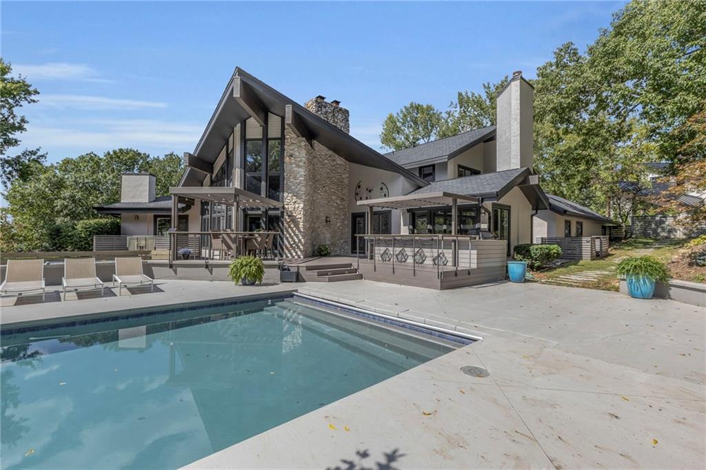 6 NW Briar Point Drive