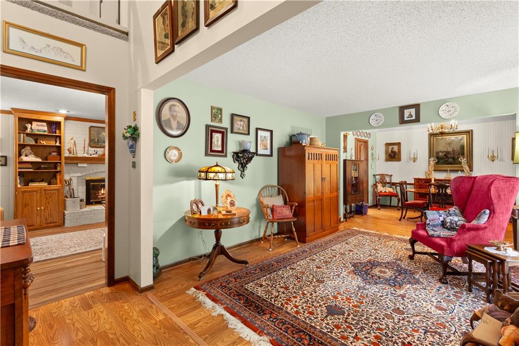 404 NE Locust Drive