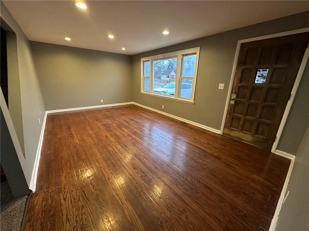 Photo of 3823 E 71st Street, Kansas City, MO 64132 (MLS # 2592616)