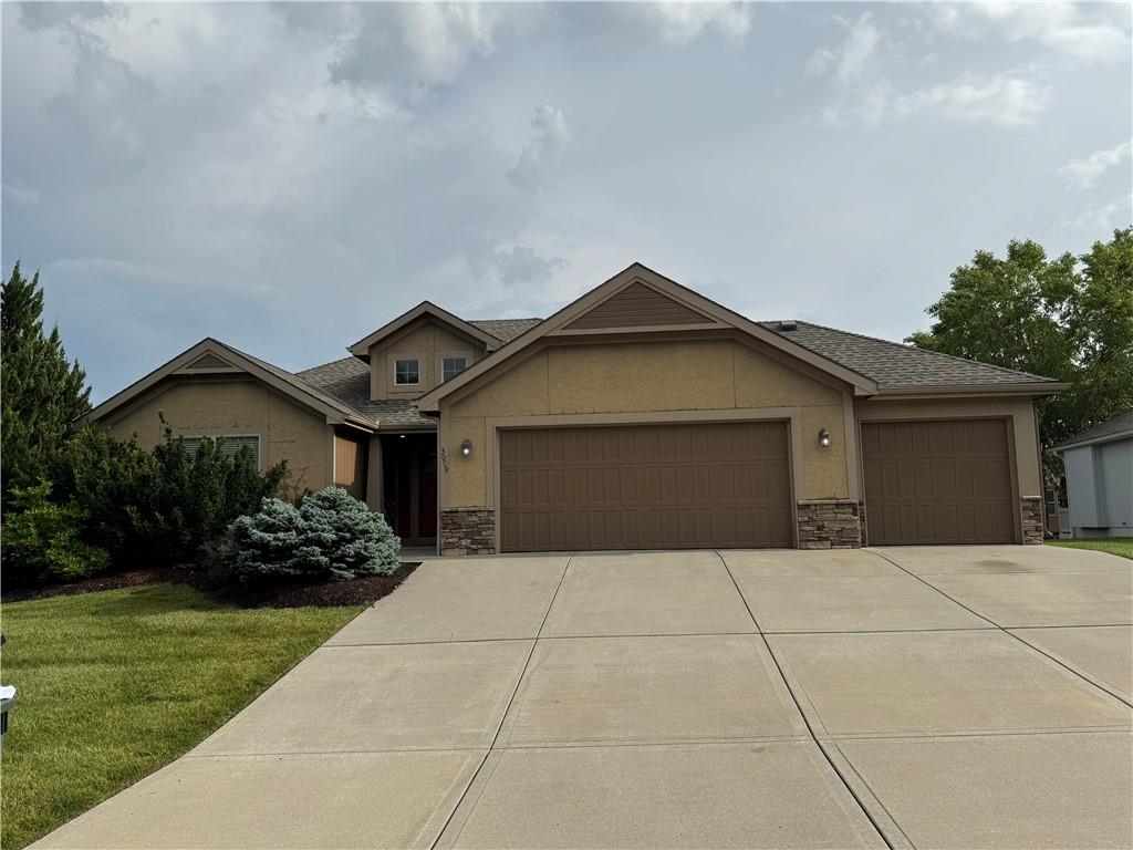 3009 Somerset Drive