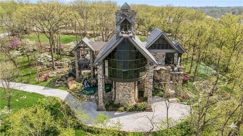 Photo of 16900 Highland Ridge Drive, Loch Lloyd, MO 64012 (MLS # 2604348)