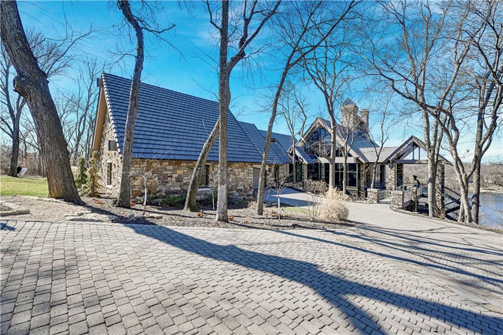 16900 Highland Ridge Drive