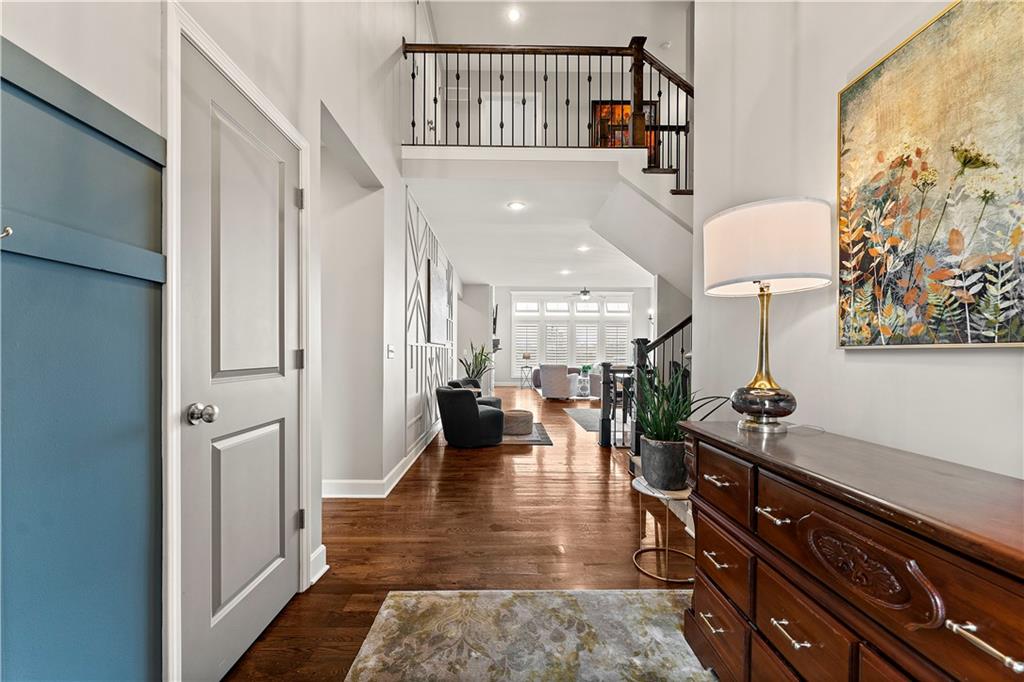 2761 W Elm Street