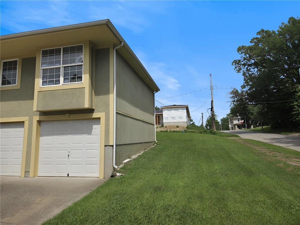2035 Montgall Avenue