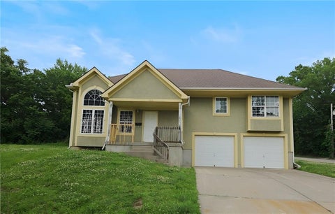 2035 Montgall Avenue, Kansas City, MO 64127 - MLS#: 2634224