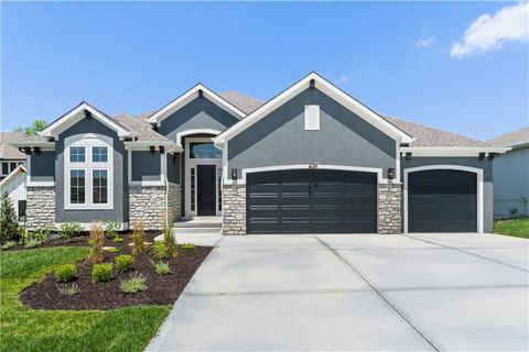 10332 N Potter Avenue, Kansas City, MO 64157 - MLS#: 2566525