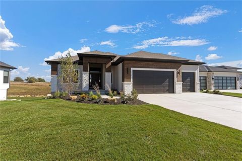 11221 S Sunray Drive Olathe KS 66061