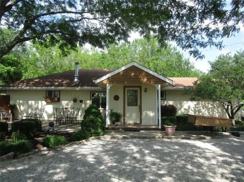 Photo of 2176 Alabama Terrace, Quenemo, KS 66528 (MLS # 2619923)