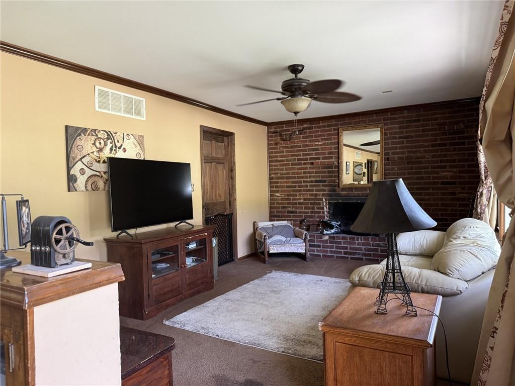 6807 Sycamore Avenue