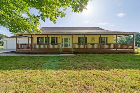 Photo of 14715 S Bynum Road, Lone Jack, MO 64070 (MLS # 2637631)