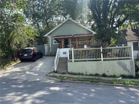 5441 E 27th Street, Kansas City, MO 64127 - #: 2566209