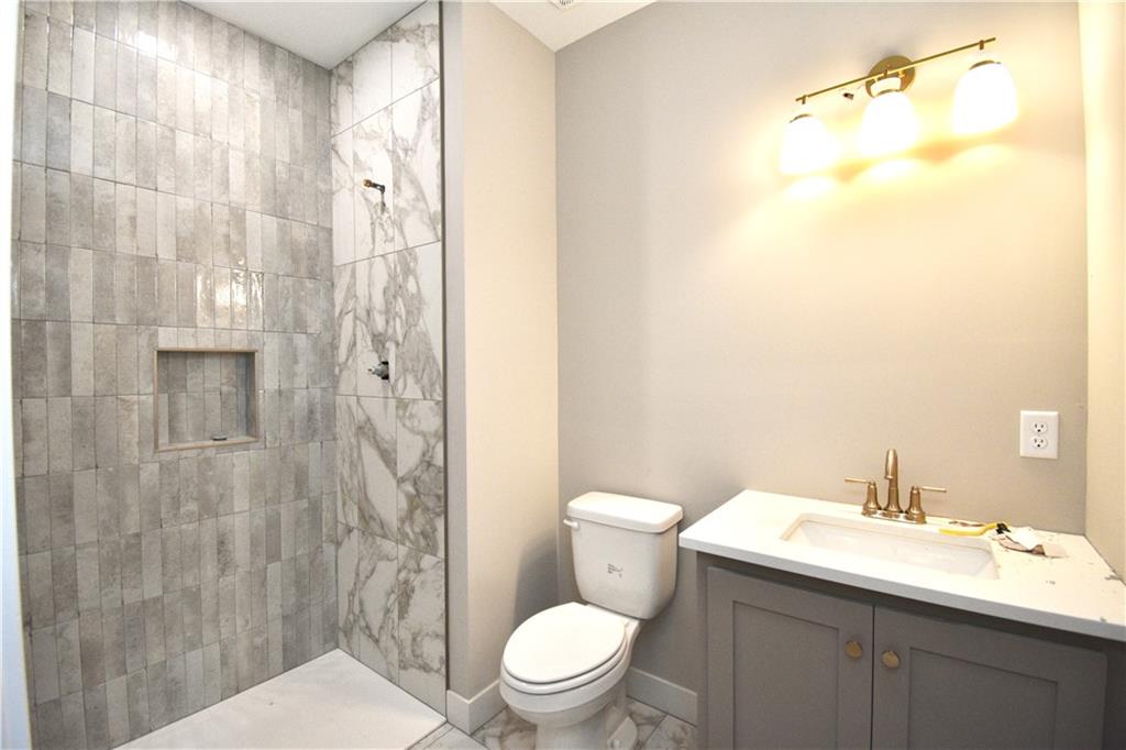 8312 NE 76th Terrace