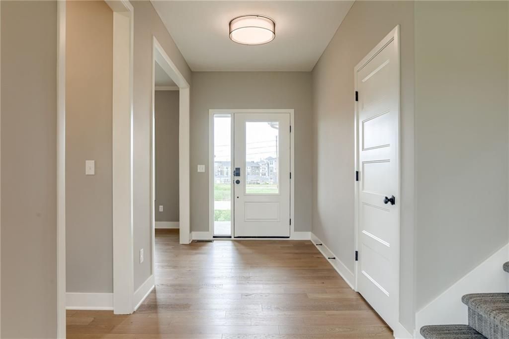 Photo of 1912 Longview Drive, Liberty, MO 64068 (MLS # 2555720)