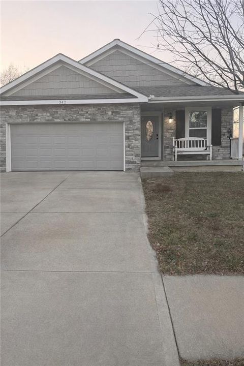 342 ARMOUR Avenue Bonner Springs KS 66012