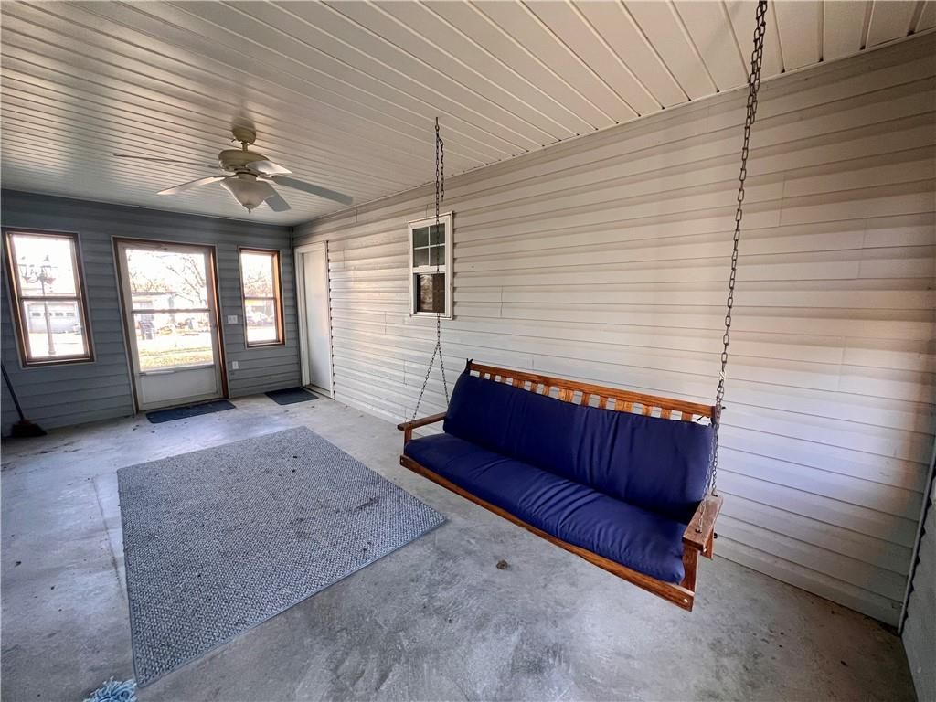 Photo of 201 S Vine Street, McLouth, KS 66054 (MLS # 2591725)
