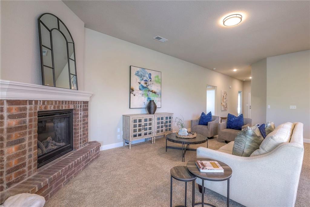 18535 W 195 Terrace