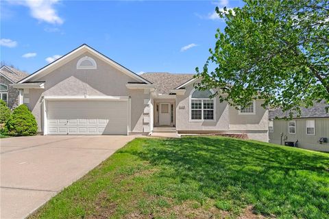 1713 SE Cardinal Drive, Blue Springs, MO 64014 - MLS#: 2614663