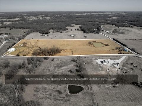 MLS: 2604728